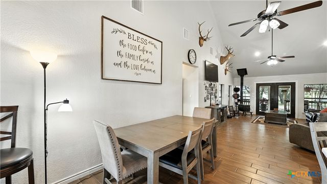 1784 Fm 538, Stockdale, TX 78160