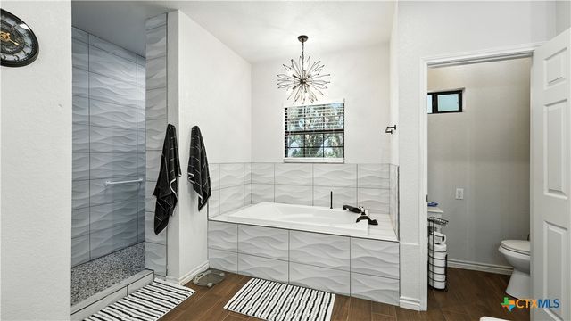 1784 Fm 538, Stockdale, TX 78160