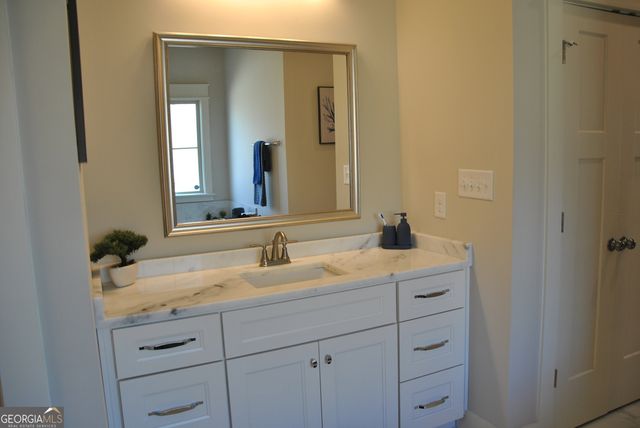 126 Blue Mist Lane, Kathleen, GA 31047