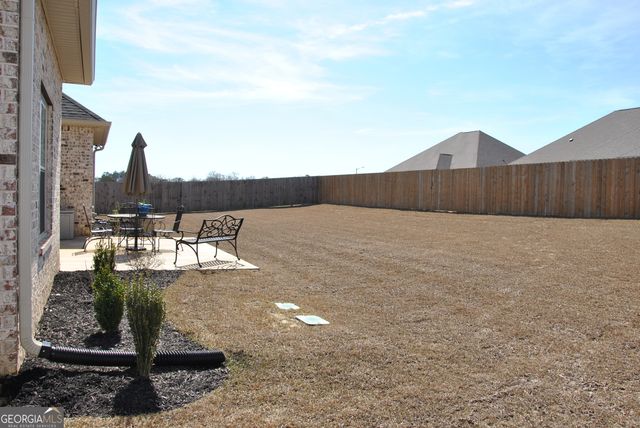 126 Blue Mist Lane, Kathleen, GA 31047