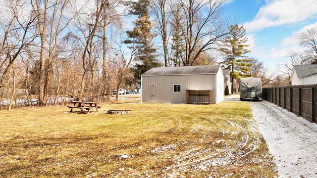 640 Lutzke Road, Saginaw, MI 48609