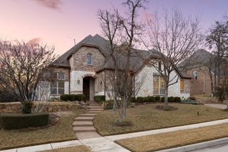 9 Reading Court, Trophy Club, TX 76262