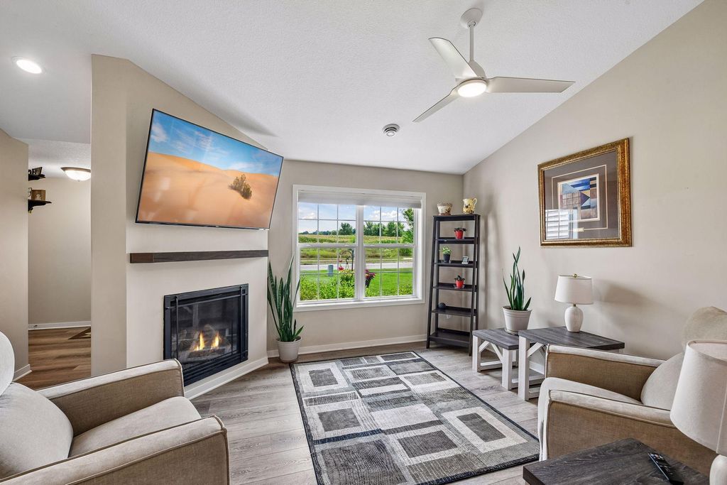 1304 Linwood Road, Belle Plaine, MN 56011 — photo 4