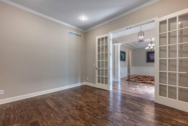 8925 Kenwood Road, Blue Ash, OH 45242
