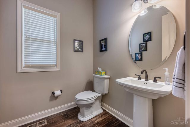 8925 Kenwood Road, Blue Ash, OH 45242