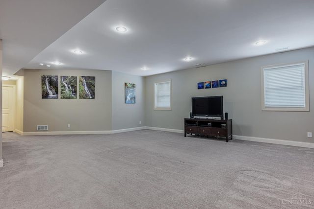 8925 Kenwood Road, Blue Ash, OH 45242