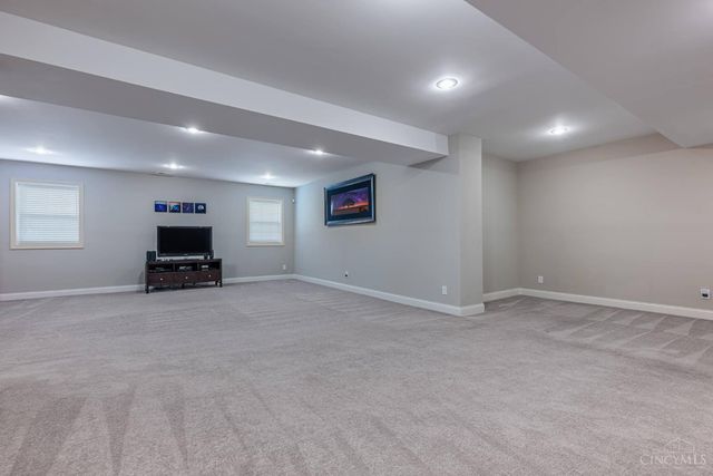 8925 Kenwood Road, Blue Ash, OH 45242
