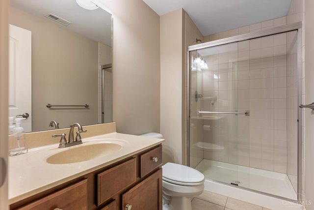 8925 Kenwood Road, Blue Ash, OH 45242