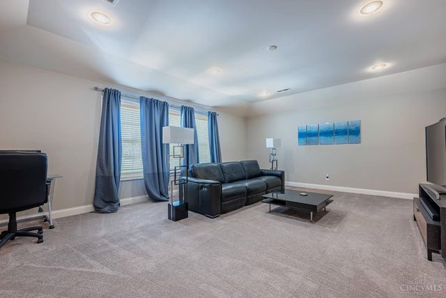 8925 Kenwood Road, Blue Ash, OH 45242