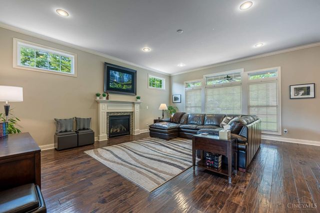 8925 Kenwood Road, Blue Ash, OH 45242
