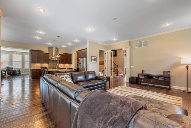 8925 Kenwood Road, Blue Ash, OH 45242