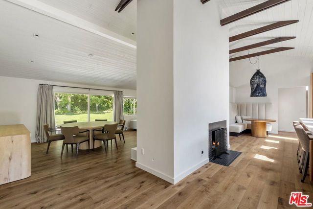 9258 Swallow Drive, Los Angeles, CA 90069