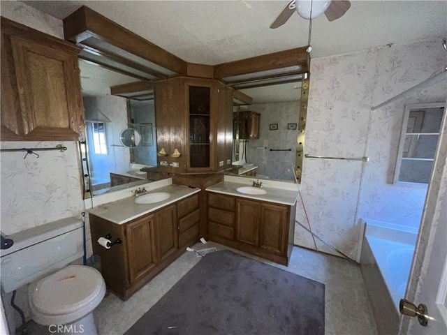 24600 Mountain Avenue 119, Hemet, CA 92544