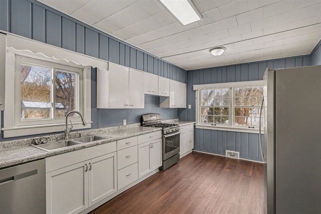 1235 Sheldon Street, Jackson, MI 49203