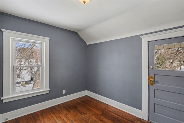 1235 Sheldon Street, Jackson, MI 49203