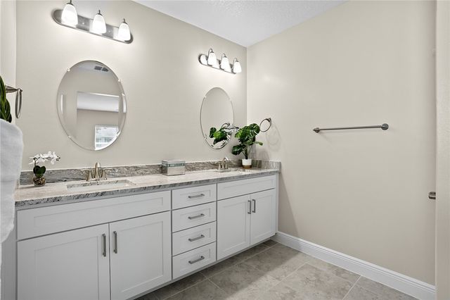 418 Easy Street, Sebastian, FL 32958