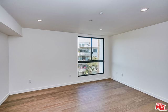 328 N Maple Drive 303, Beverly Hills, CA 90210