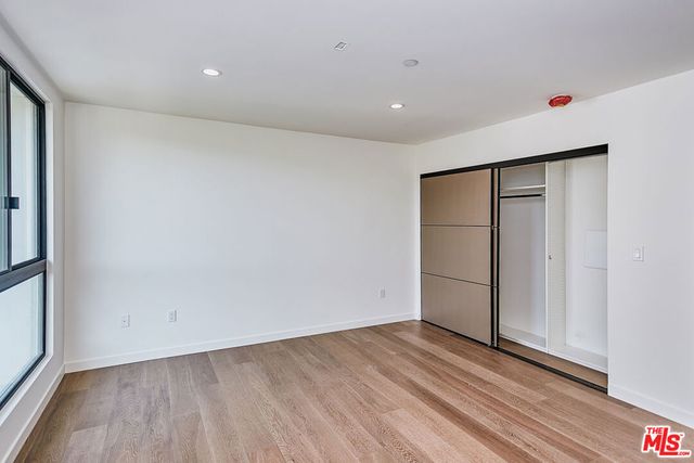 328 N Maple Drive 303, Beverly Hills, CA 90210