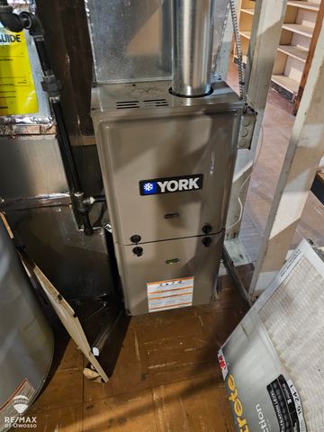 1217 Hanover Street, Owosso, MI 48867