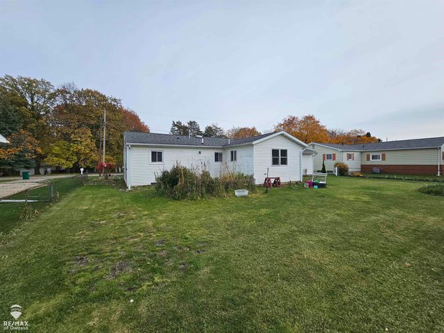 1217 Hanover Street, Owosso, MI 48867