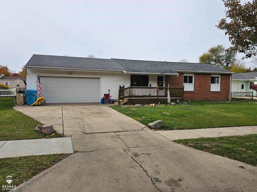 1217 Hanover Street, Owosso, MI 48867