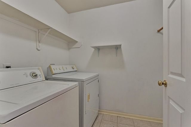 11118 Creekline Meadow Court, Cypress, TX 77429