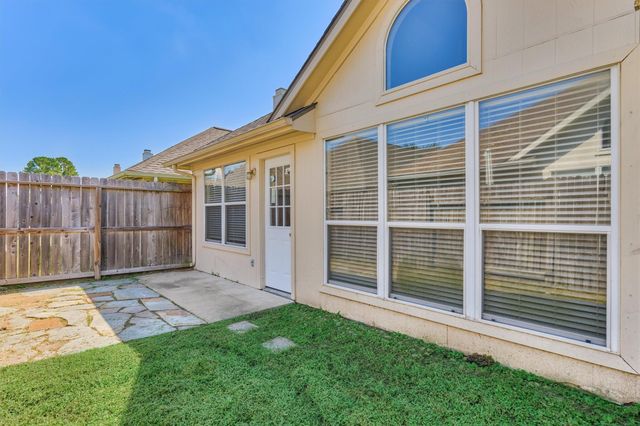 11118 Creekline Meadow Court, Cypress, TX 77429