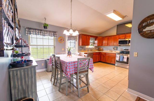 35 Nolin Court, Morehead, KY 40351