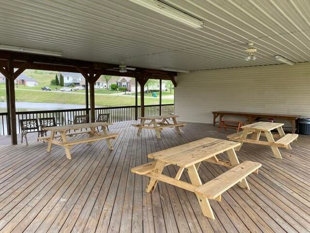 35 Nolin Court, Morehead, KY 40351