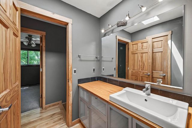 3416 75th Avenue N, Brooklyn Park, MN 55443