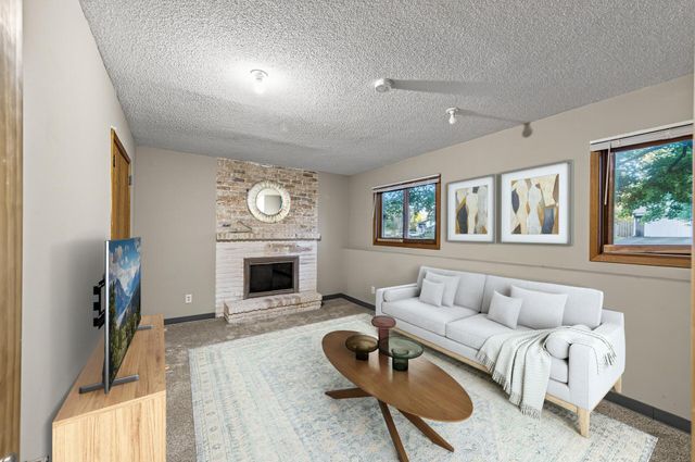 3416 75th Avenue N, Brooklyn Park, MN 55443