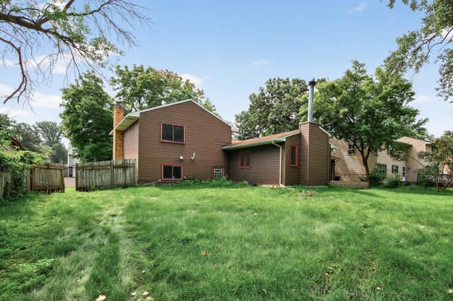 3416 75th Avenue N, Brooklyn Park, MN 55443