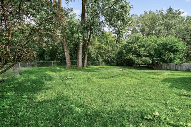 3416 75th Avenue N, Brooklyn Park, MN 55443