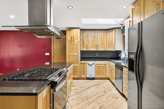 3416 75th Avenue N, Brooklyn Park, MN 55443