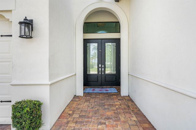 9027 Grand Prix Lane, Boynton Beach, FL 33472