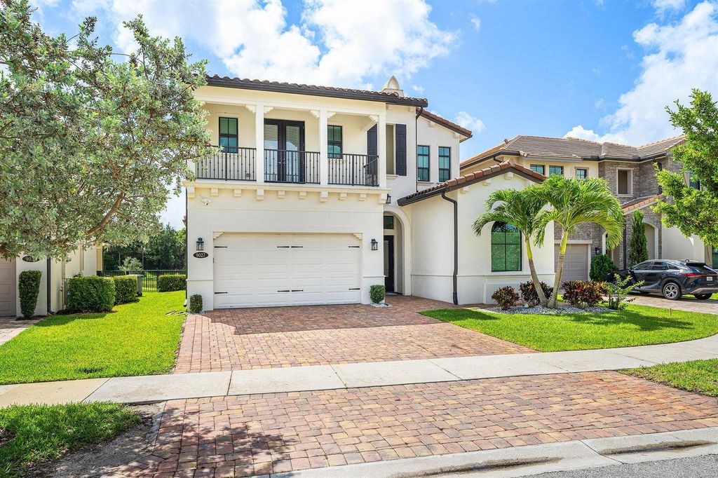9027 Grand Prix Lane, Boynton Beach, FL 33472