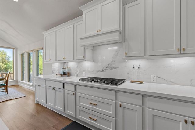 101 Pienza DR, Georgetown, TX 78628