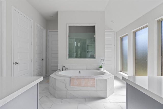 101 Pienza DR, Georgetown, TX 78628