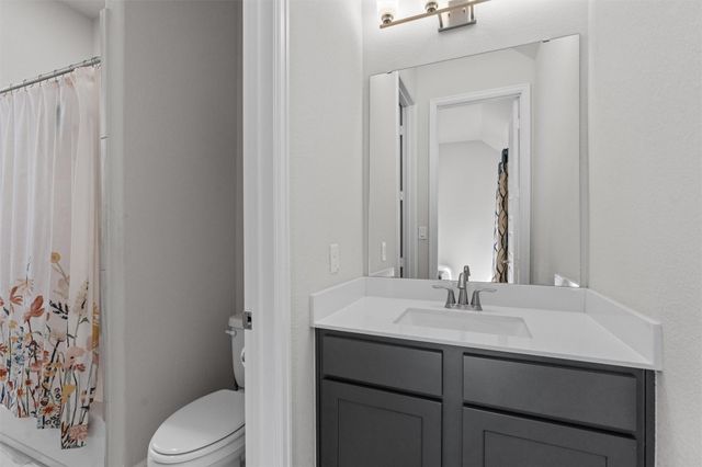 101 Pienza DR, Georgetown, TX 78628