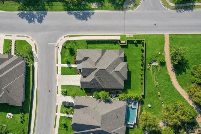 101 Pienza DR, Georgetown, TX 78628