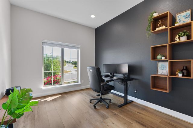 101 Pienza DR, Georgetown, TX 78628