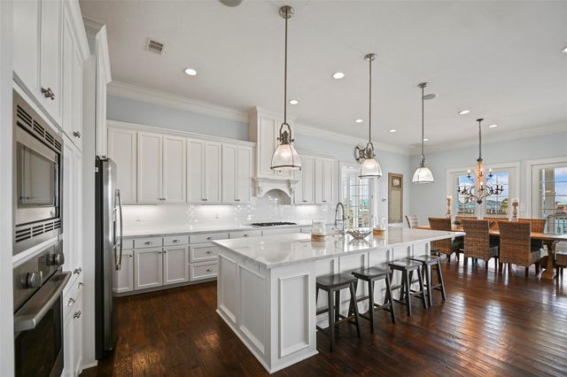 1243 Pilot Lane, Galveston, TX 77554