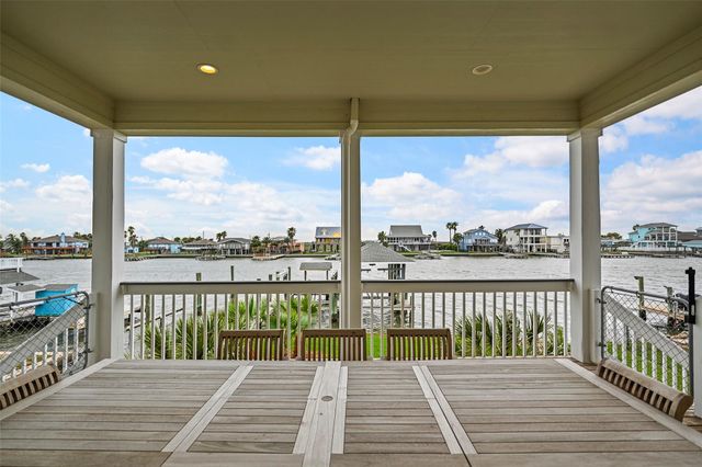 1243 Pilot Lane, Galveston, TX 77554