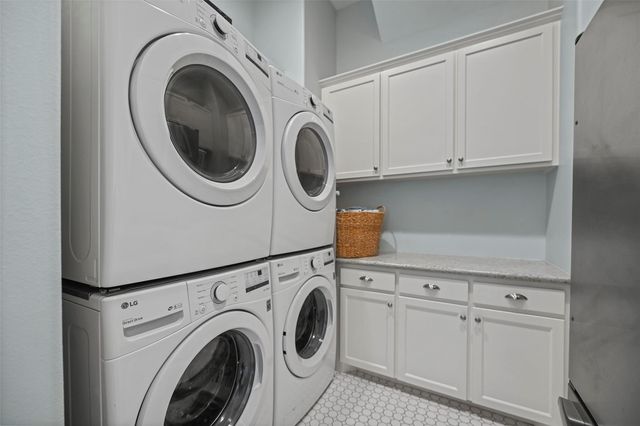 1243 Pilot Lane, Galveston, TX 77554