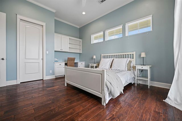 1243 Pilot Lane, Galveston, TX 77554