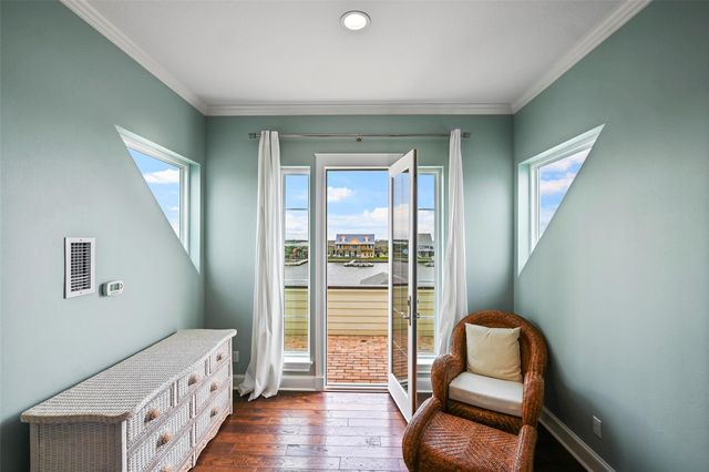 1243 Pilot Lane, Galveston, TX 77554