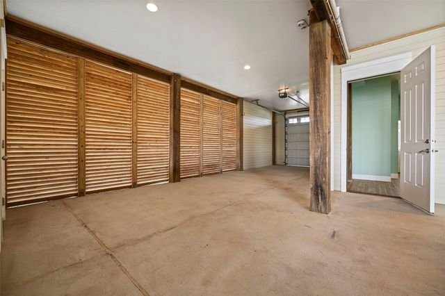 1243 Pilot Lane, Galveston, TX 77554