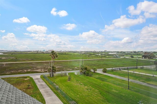 1243 Pilot Lane, Galveston, TX 77554