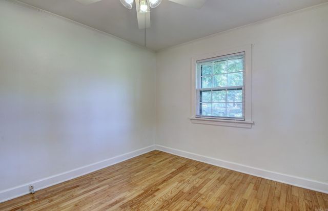 721 Fairview St, Conway, AR 72034