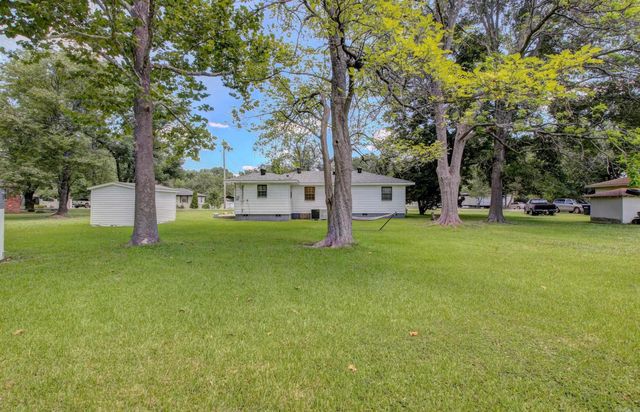 721 Fairview St, Conway, AR 72034